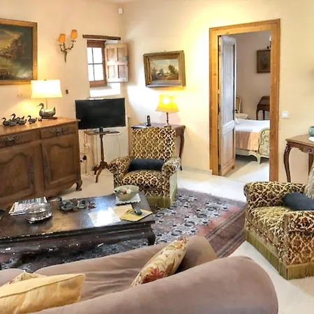 Maison Charmante Au Coeur De Avec Jardin Holiday home