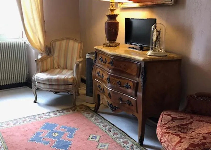 Maison Charmante Au Coeur De Avec Jardin Vakantiehuis