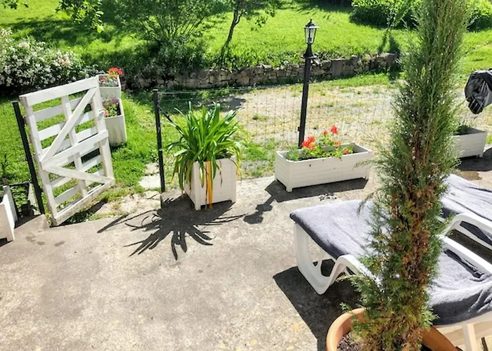 Maison Charmante Au Coeur De Avec Jardin